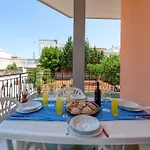 Guesthost - Rossella Civico 73 & 75 شقة Surbo