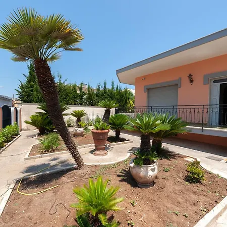 Guesthost - Rossella Civico 73 & 75 Apartamento Surbo