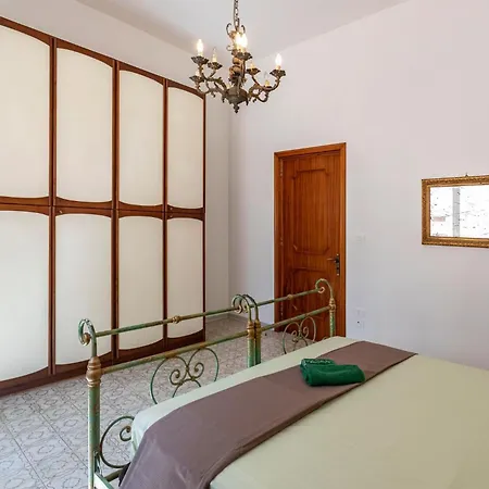 Guesthost - Rossella Civico 73 & 75 Apartamento