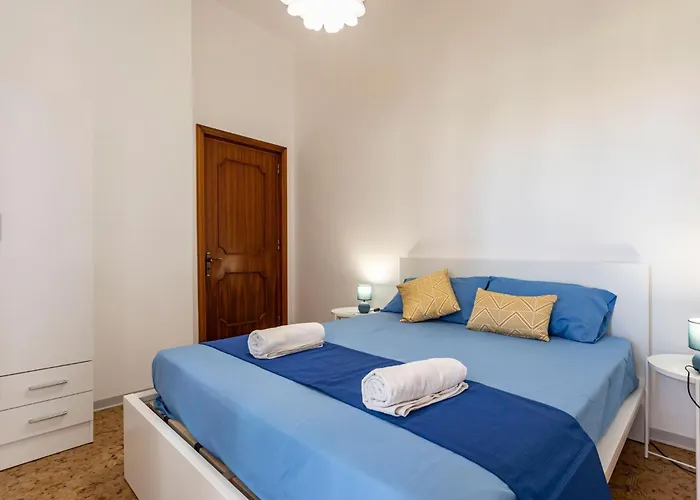 Guesthost - Rossella Civico 73 & 75 * Surbo